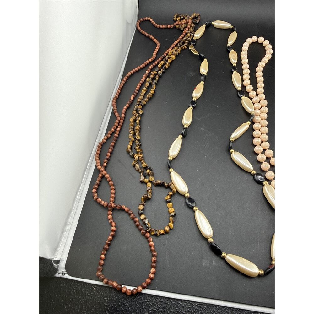 Lot Of 8 Fashion Jewelry Pieces - Picture 6 of 6
